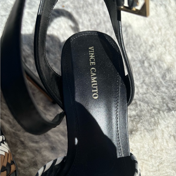 VINCE CAMUTO AMBRINNA
9.5 size - Picture 6 of 11